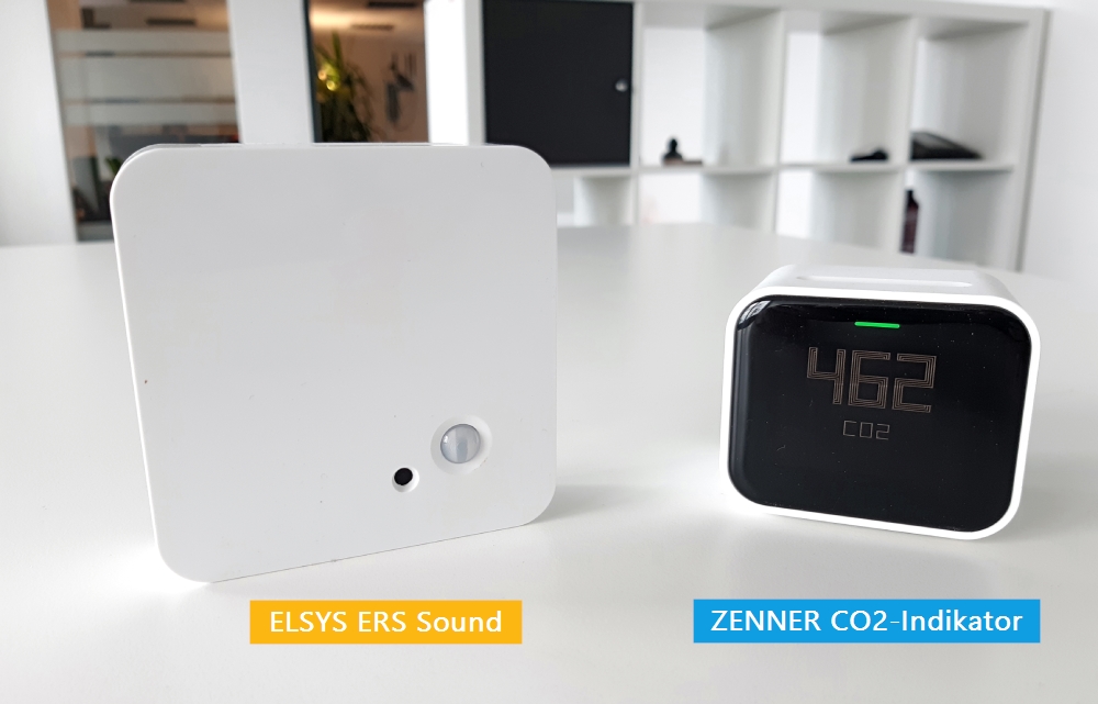 IoT-Sensoren ELSYS ERS Sound und ZENNER CO2-Indikator in Besprechungsraum